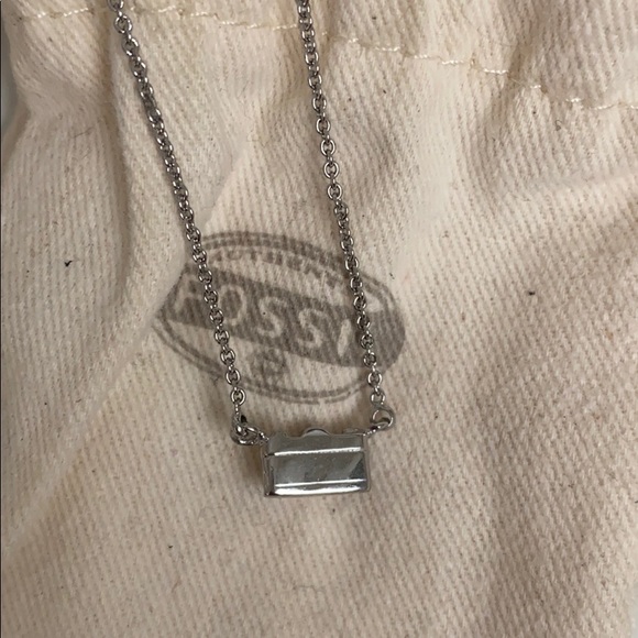 Fossil Small Camera Necklace New Never Worn - Picture 5 of 5